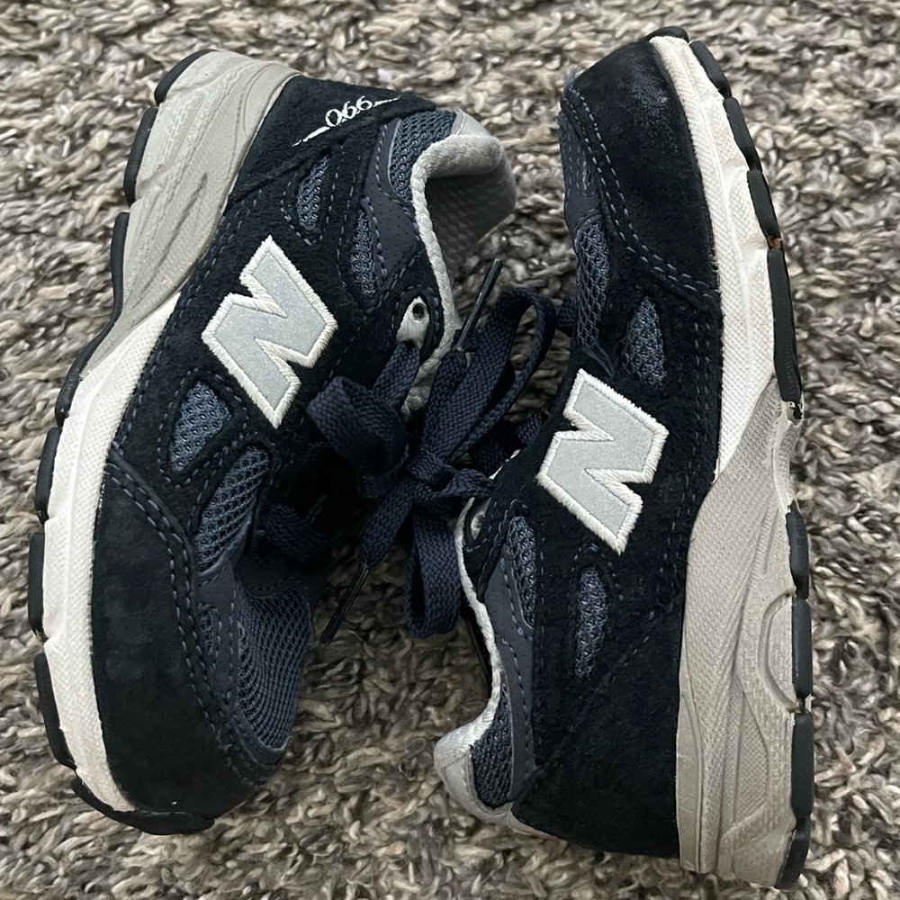 toddler navy and grey new balance size 8